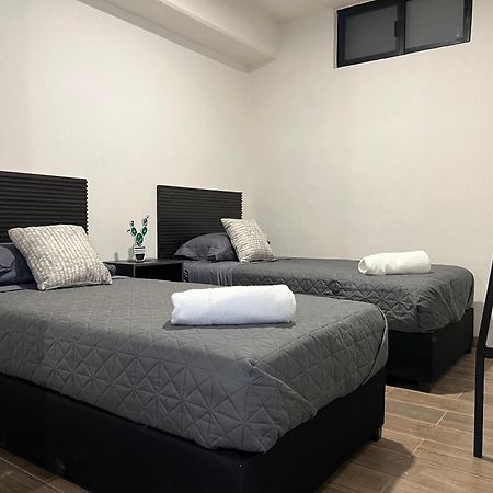Hotel Tia Flora 레온 외부 사진