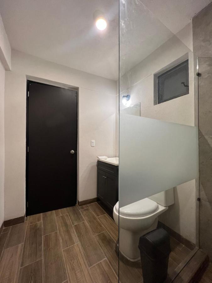 Hotel Tia Flora 레온 외부 사진