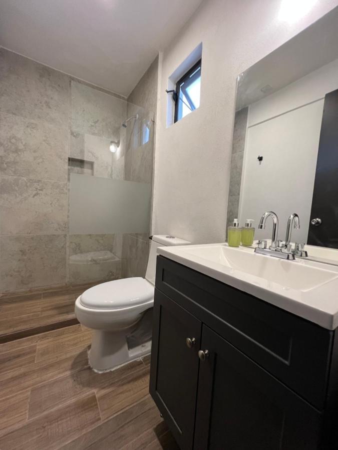 Hotel Tia Flora 레온 외부 사진