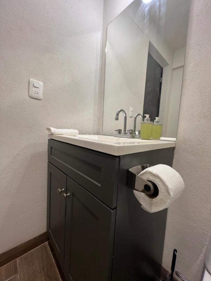 Hotel Tia Flora 레온 외부 사진