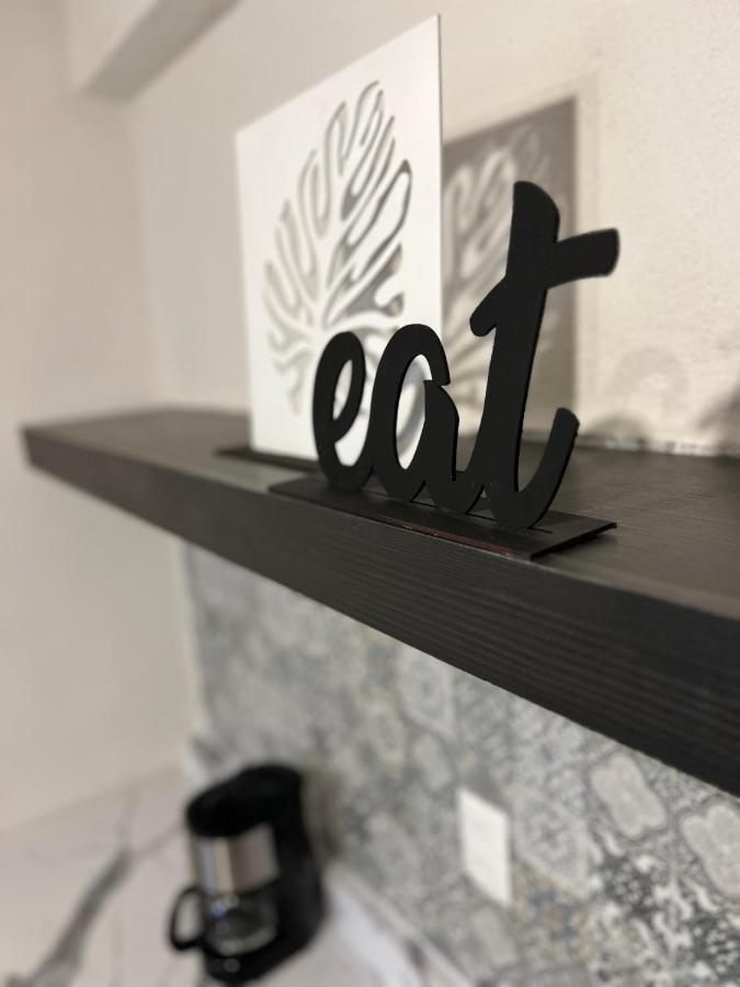 Hotel Tia Flora 레온 외부 사진