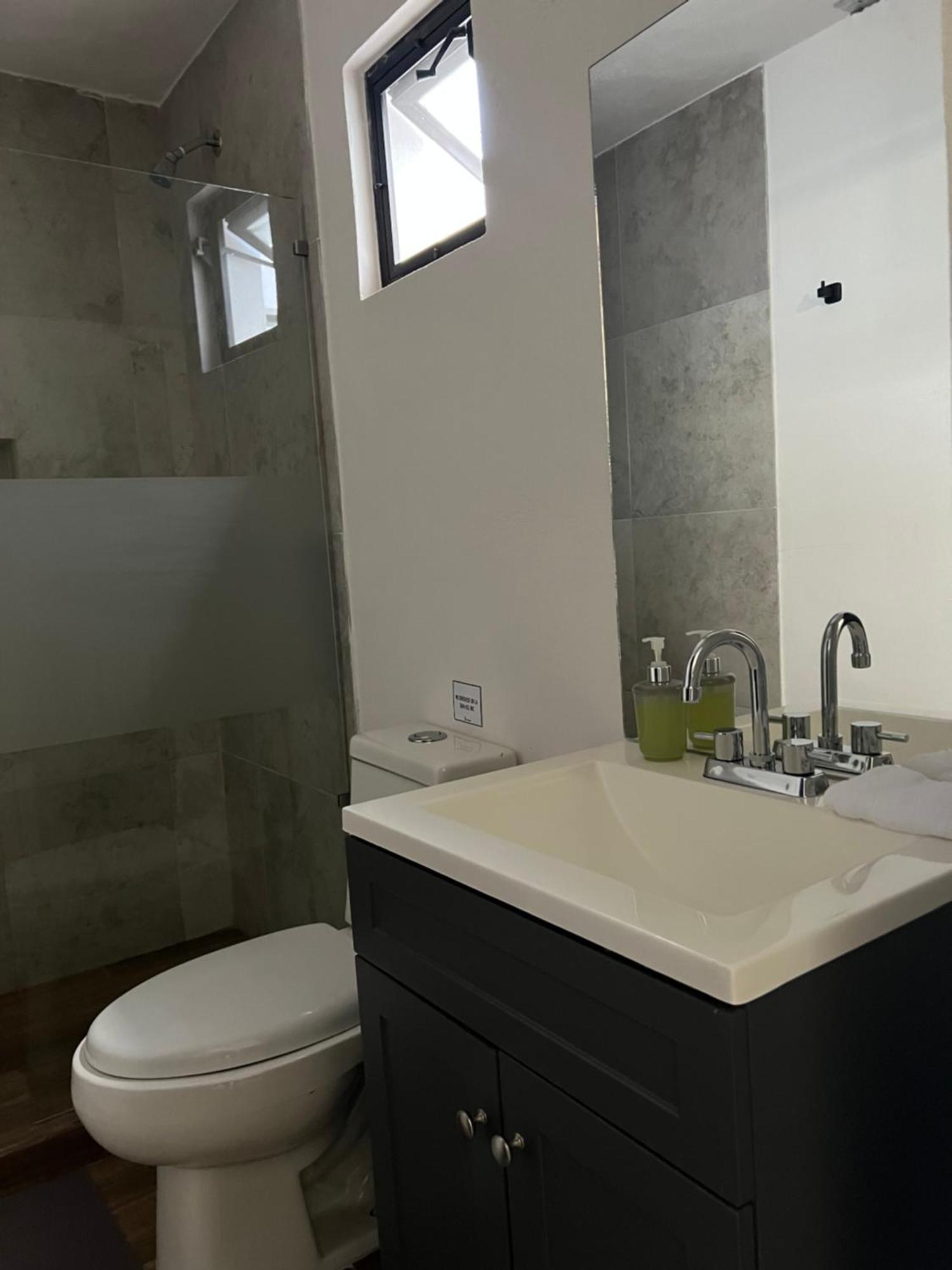Hotel Tia Flora 레온 외부 사진